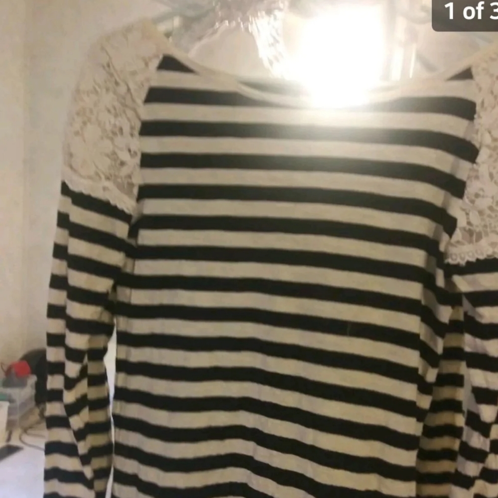 Loft Long Sleve Shirt size small